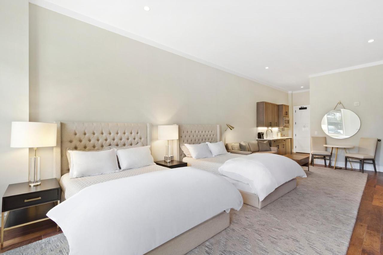 The Vanderbilt Hotel Suites 웨스트버리 외부 사진